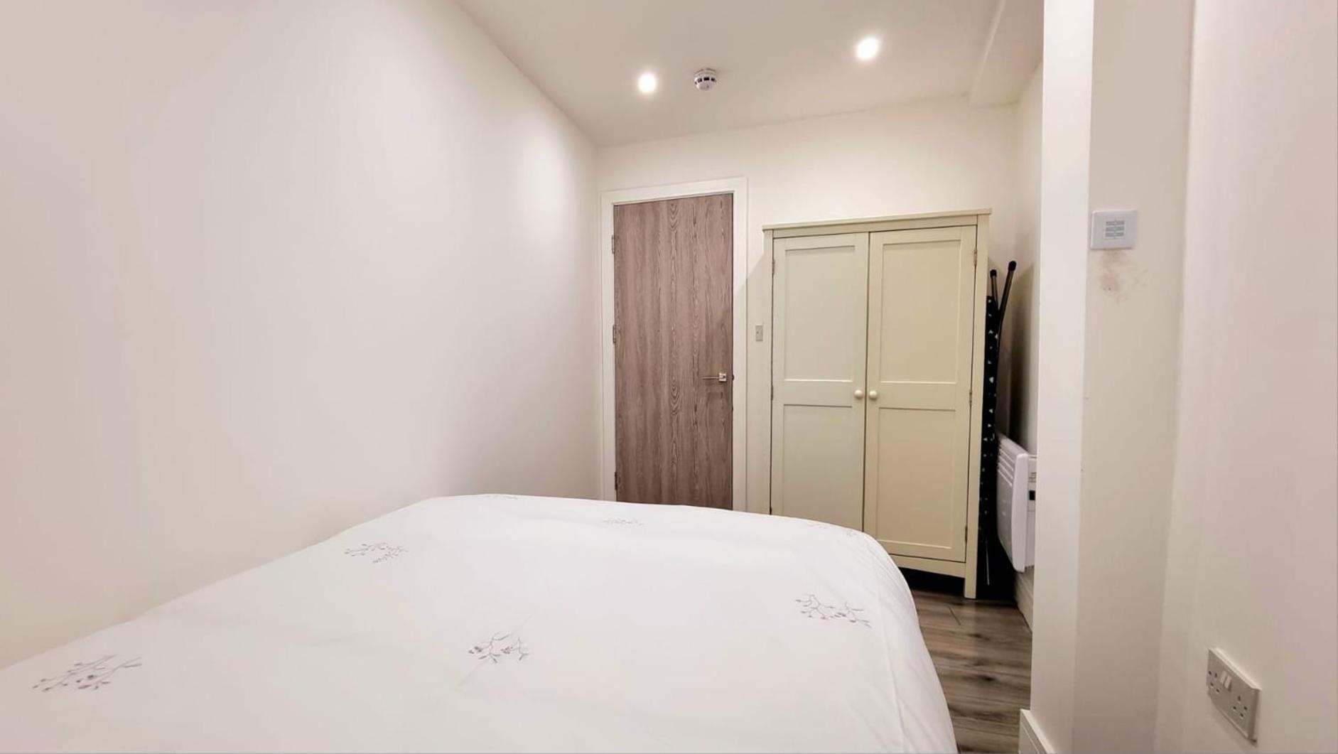 Brand New Flat Close To Turnpike Lane Tube Station London Bagian luar foto